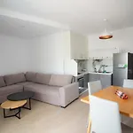 Proda Apartment *